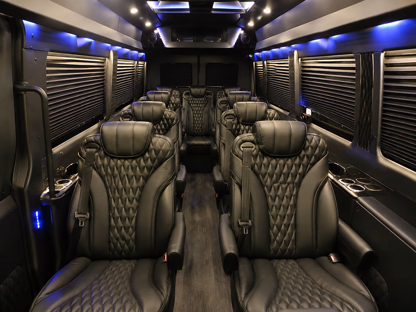 cincinnati 12 passenger sprinter van inside