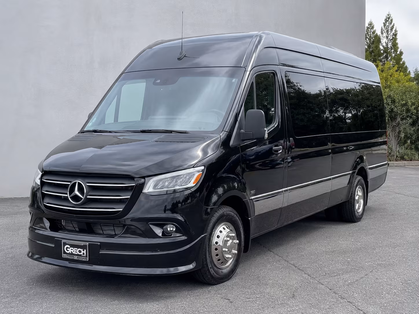 cincinnati 8 passenger sprinter van