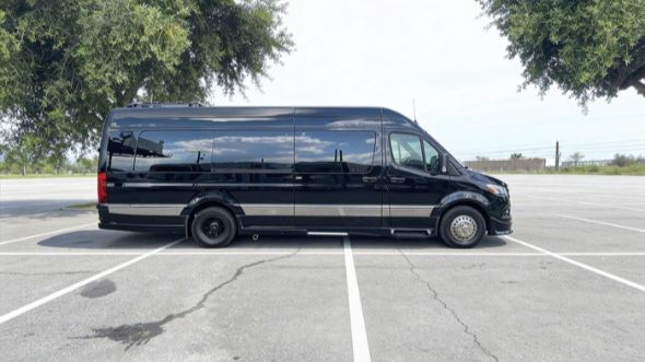sprinter limousine cincinnati